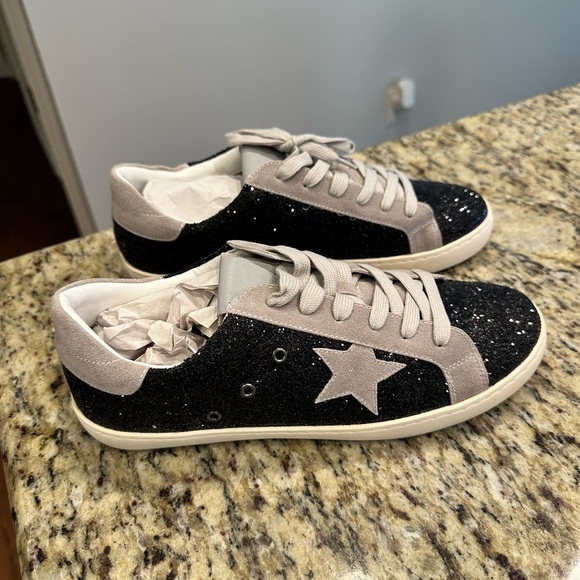 Brand New sneakers - Picture 7 of 7